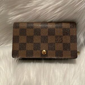Louis Vuitton Damier Tresor Wallet